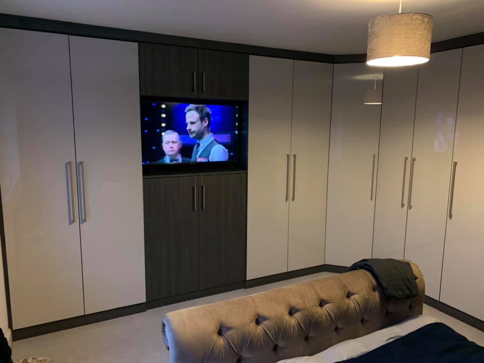 Two-Tone Fitted Wardrobes with Built-in TV